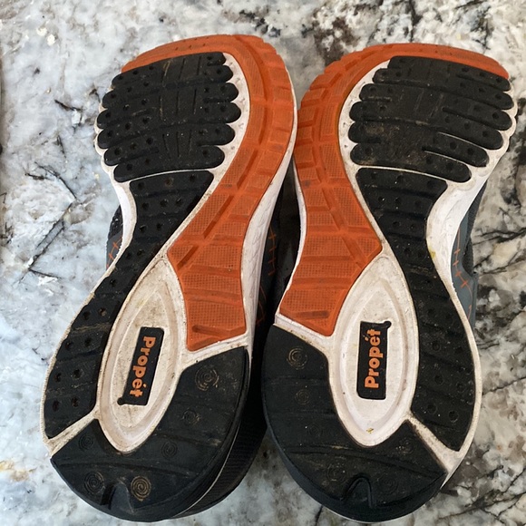 Propet Adaptive Athletic Shoes - Men’s size 13